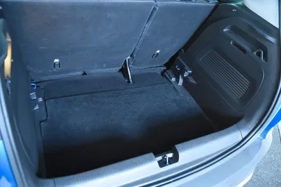Car image 29