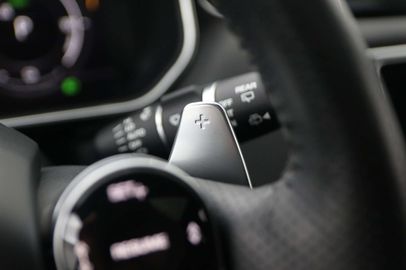 Car image 38