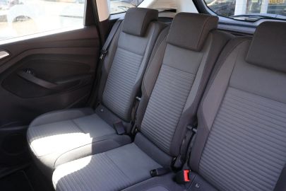 Car image 25