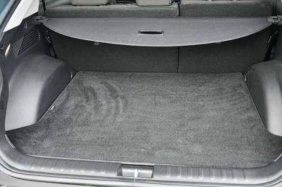 Car image 36