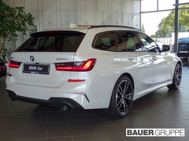 BMW 320 e Touring M Sport xDrive 150 kW image number 2