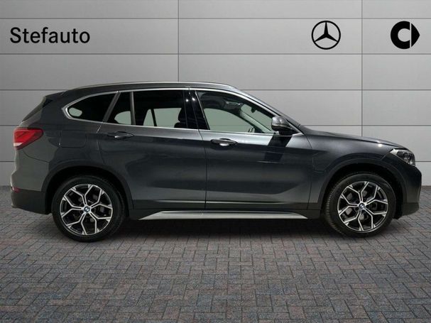 BMW X1 sDrive18d xLine 110 kW image number 3