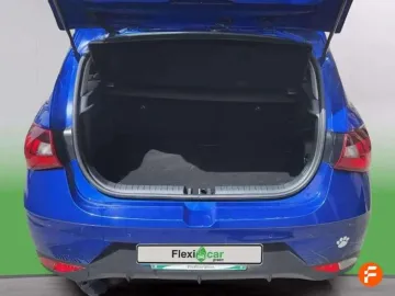 Car image 29