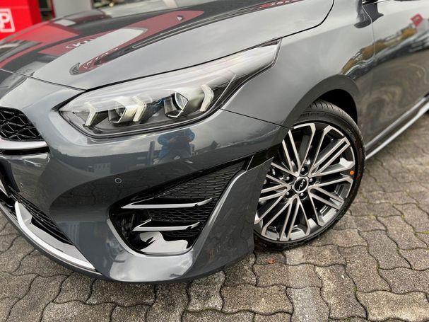 Kia ProCeed 1.5 T-GDI GT Line 103 kW image number 4