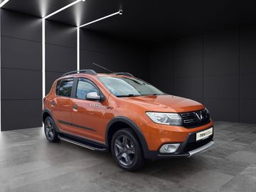 Car image 2