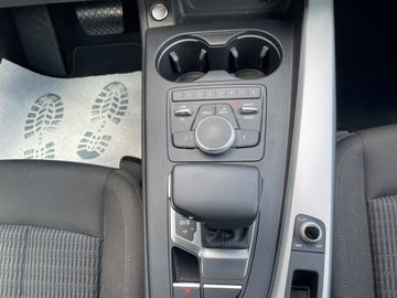 Car image 23