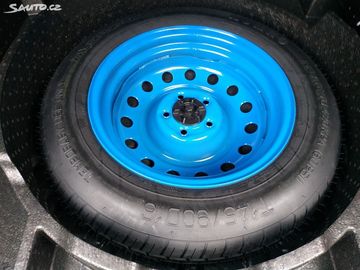 Car image 33