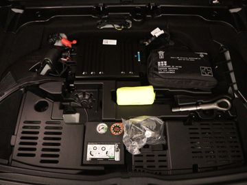 Car image 31