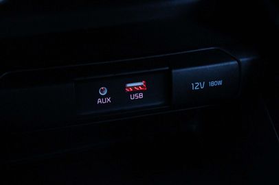 Car image 31