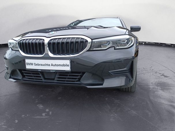 BMW 320d Touring xDrive 140 kW image number 14