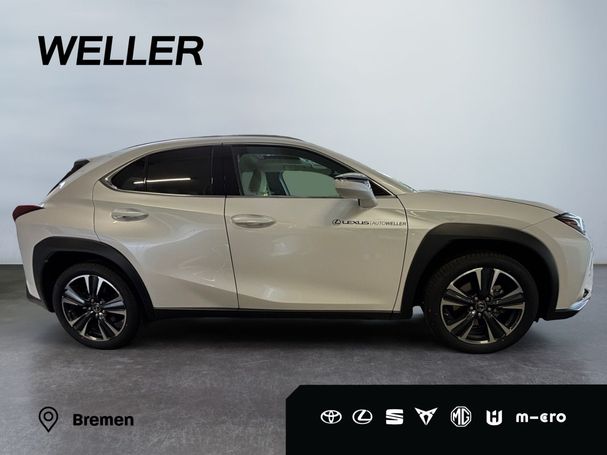 Lexus UX 250h 135 kW image number 17