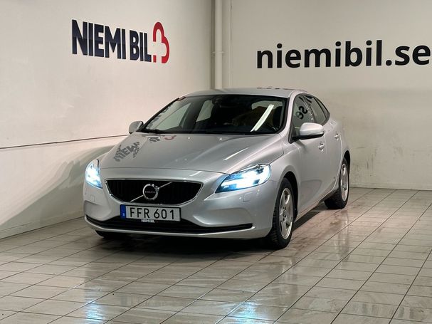 Volvo V40 D2 Momentum 88 kW image number 17