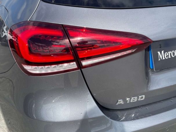 Mercedes-Benz A 180 100 kW image number 19