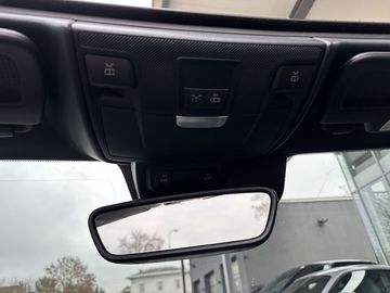 Car image 37