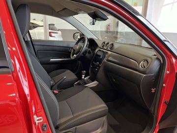 Car image 11