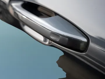 Car image 29