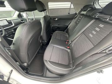 Car image 37