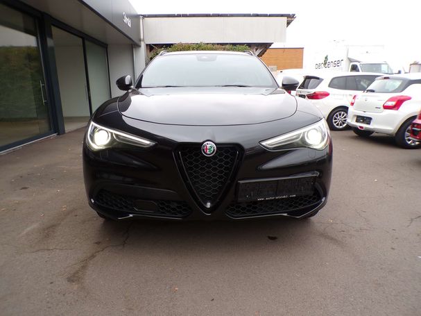 Alfa Romeo Stelvio 2.0 B-Tech 206 kW image number 2