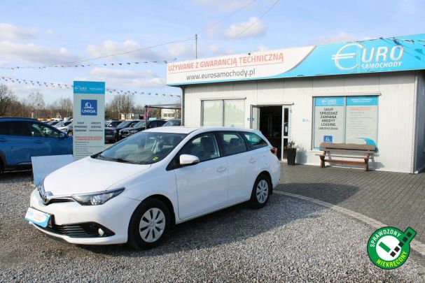 Toyota Auris 73 kW image number 5