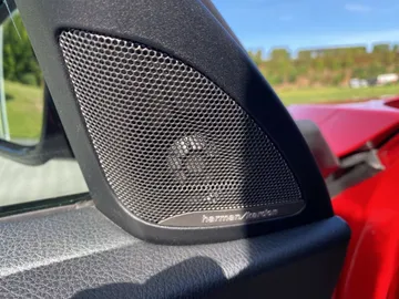 Car image 31