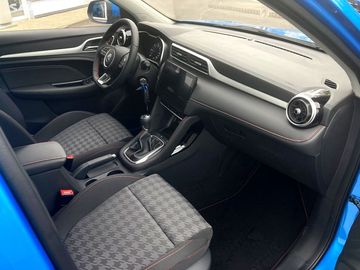 Car image 17