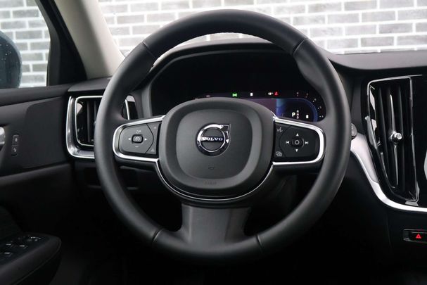 Volvo V60 B3 Essential 120 kW image number 22