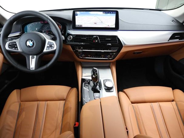 BMW 520d xDrive 140 kW image number 6