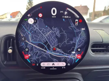 Car image 30