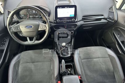 Car image 10