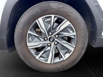 Car image 21
