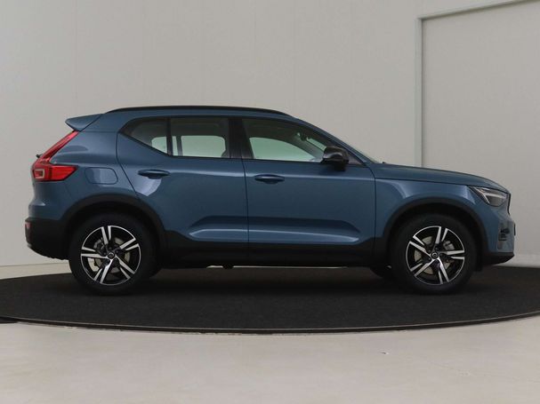 Volvo XC40 B3 Plus Dark 120 kW image number 6