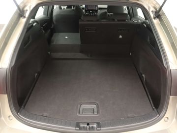 Car image 36