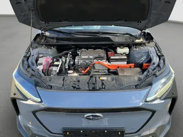 Car image 27