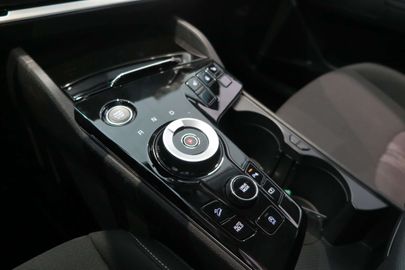 Car image 31