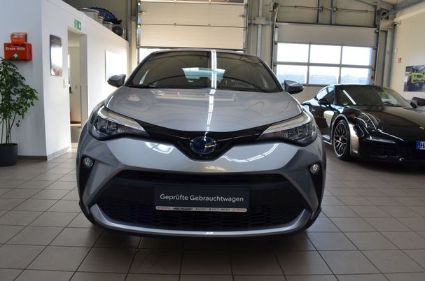 Toyota C-HR 2.0 Hybrid 135 kW image number 2