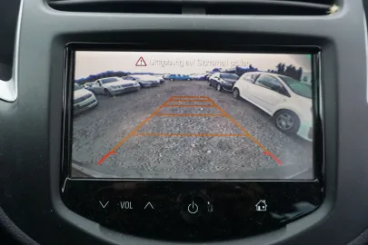Car image 24