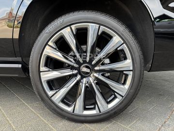 Car image 38