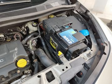 Car image 43