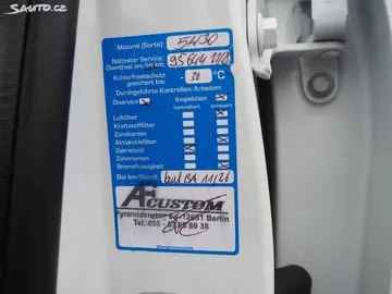 Car image 33