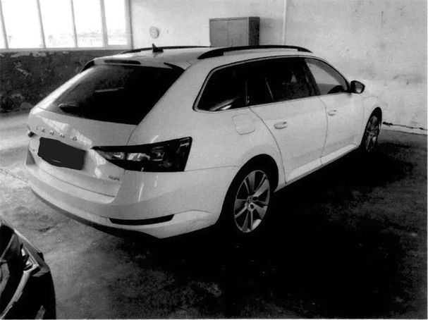 Skoda Superb Combi 2.0 TDI 4x4 Ambition 140 kW image number 3