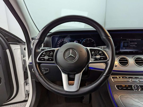 Mercedes-Benz E 300 d T 180 kW image number 22