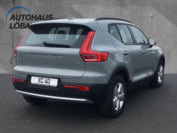 Volvo XC40 T2 Essential 95 kW image number 2