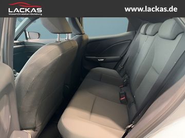 Car image 13