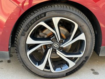 Car image 28