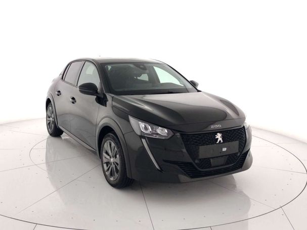 Peugeot e-208 136 Allure 100 kW image number 2