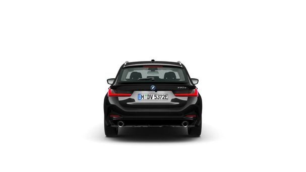 BMW 330 e Touring 215 kW image number 6