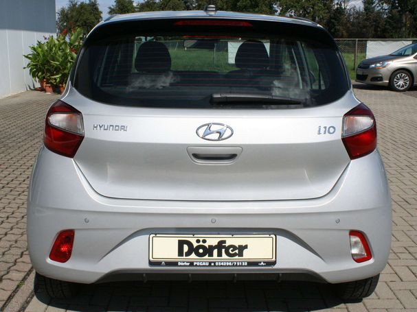 Hyundai i10 blue Select 49 kW image number 8