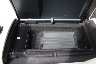 Car image 31