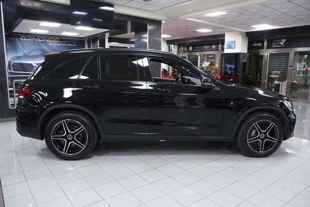 Mercedes-Benz GLC 300 de 4Matic 225 kW image number 3