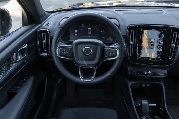 Volvo XC40 120 kW image number 7